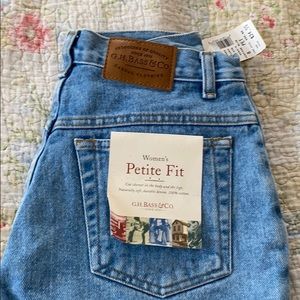 G.H Bass 8Petite Jeans